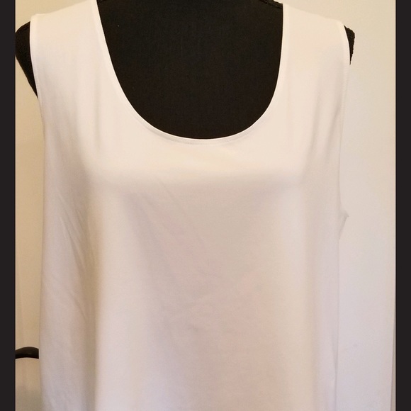 Beautiful White Shell - Picture 2 of 2